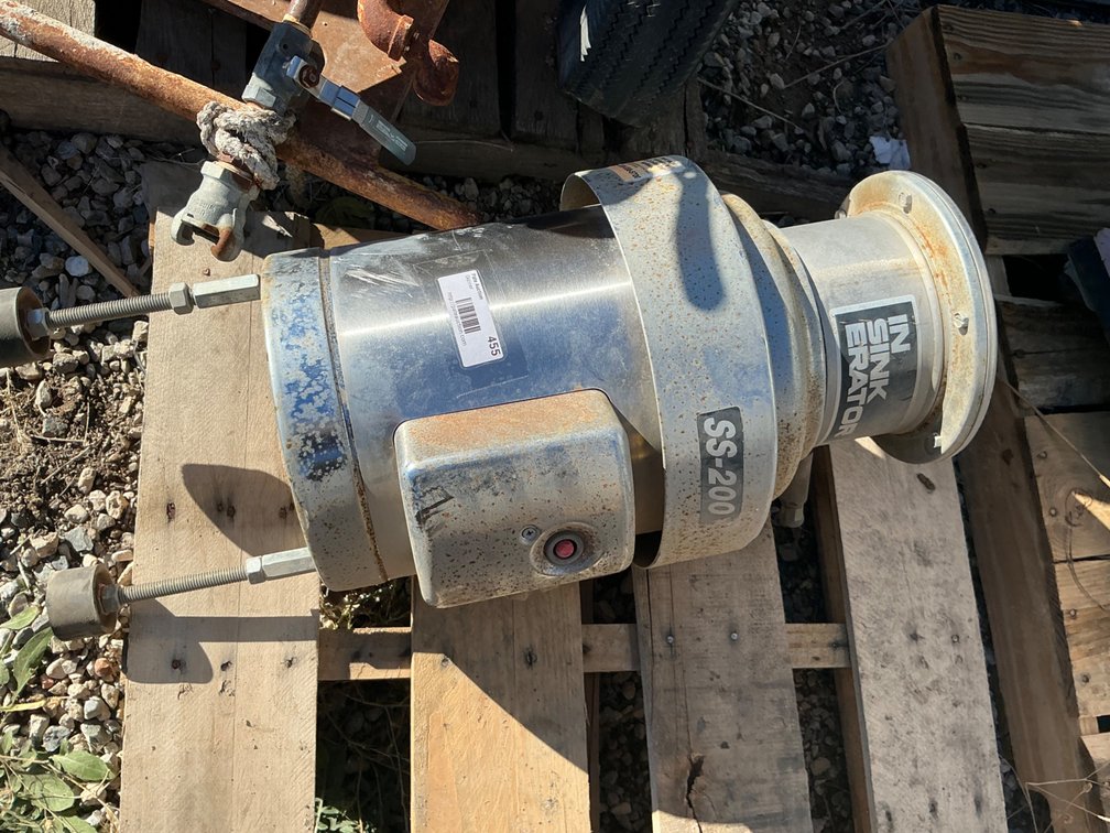 InSinkErator Industrial Sink Mounted Garbage Disposal Unit - Model: SS200