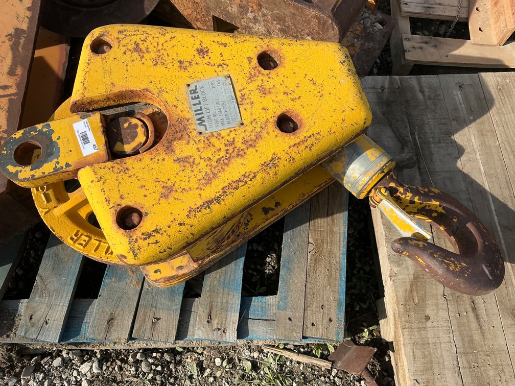Miller High-Lift Hoist Block - Model: 216G15, 15-Ton Capacity