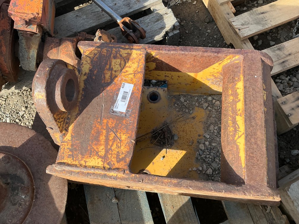 Wain-Roy Style Quick Attach Weld-On Bucket Adaptor Plate (No Brand Or Model# Shown)