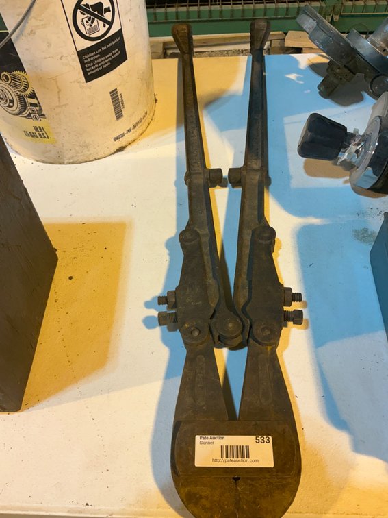 Mango Mfg. 34"L Vintage Bolt Cutter