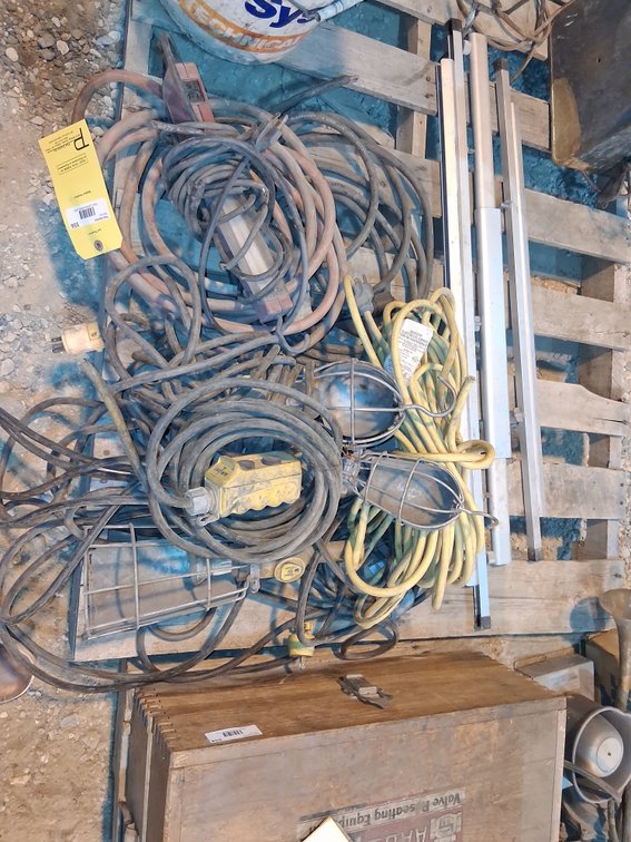 Trouble Lights & Extension Cords - See Description For Details