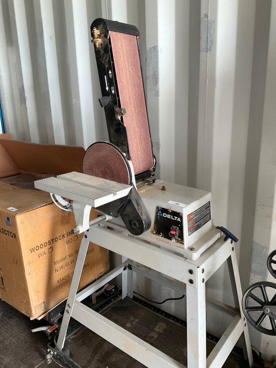 Delta 6" Belt / 9" Disc Sander - On Stand with Rollers, Model: 31-695