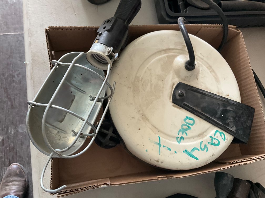 Retractable Cord Reel Work Light