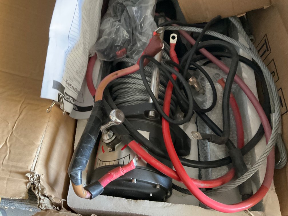 CSI Brute Series 8,000lb Electric Winch