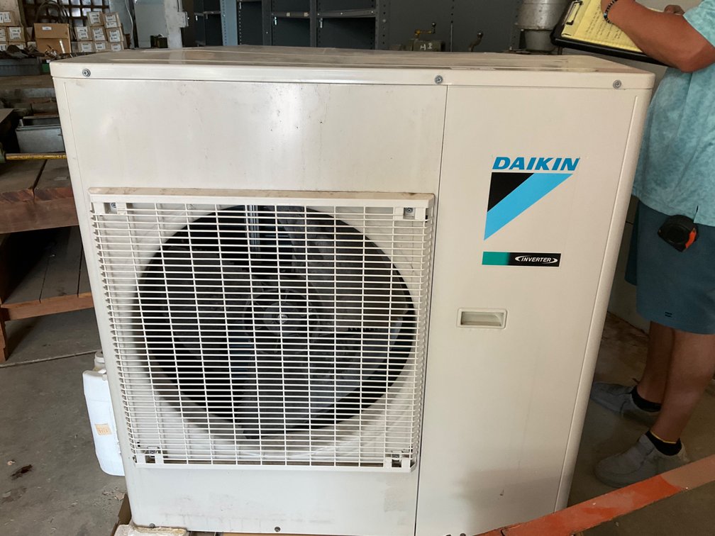 Daikin Outdoor Air Condenser - Model: RK530LVJU, Mfg. Date 12/2014