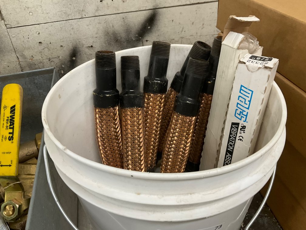 (6) 3/4" Thread Copper Vibration Absorber and (2) 5/8" Vibration Absorbers