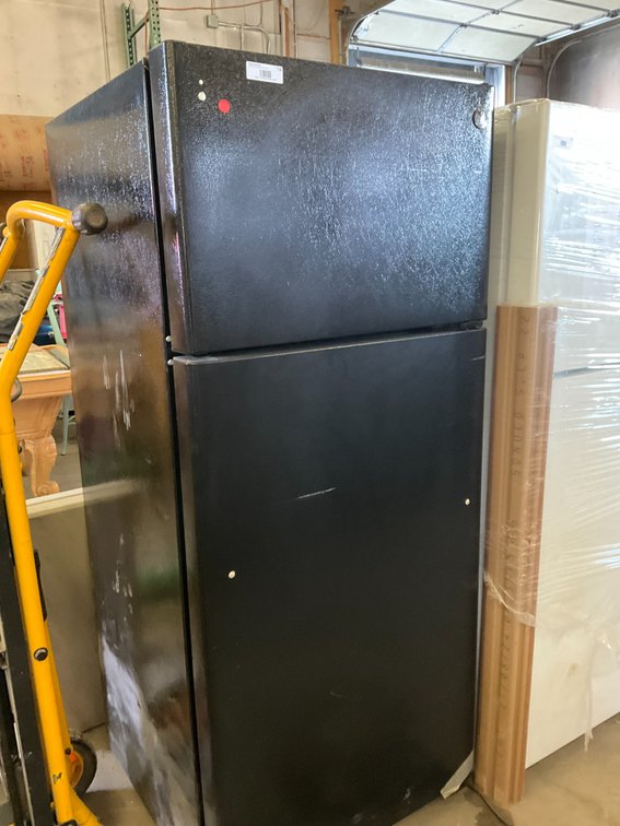 GE Refrigerator - Model: GTE18DTNFRBB, Top Freezer, Black, Unused, 28"W x 66"H x 30"D