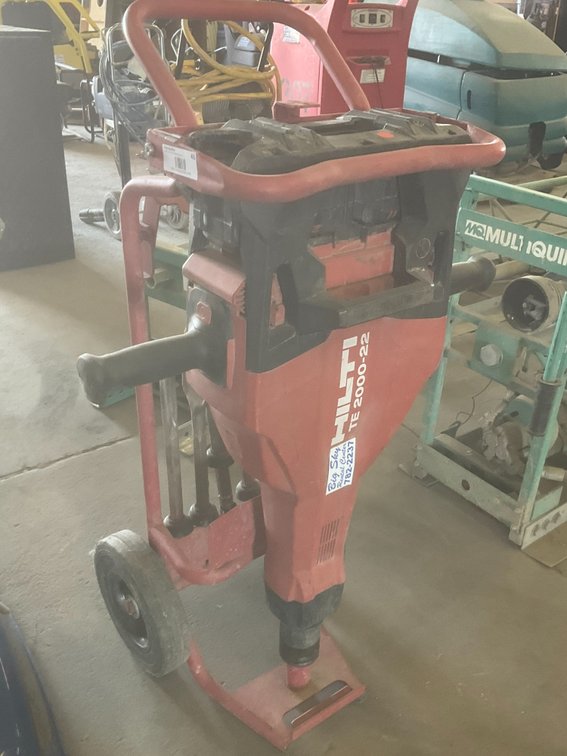 Hilti Battery Powered Jack Hammer - Model: TE2000-22, on Cart with (4) Assorted Bits, (2) Batteries