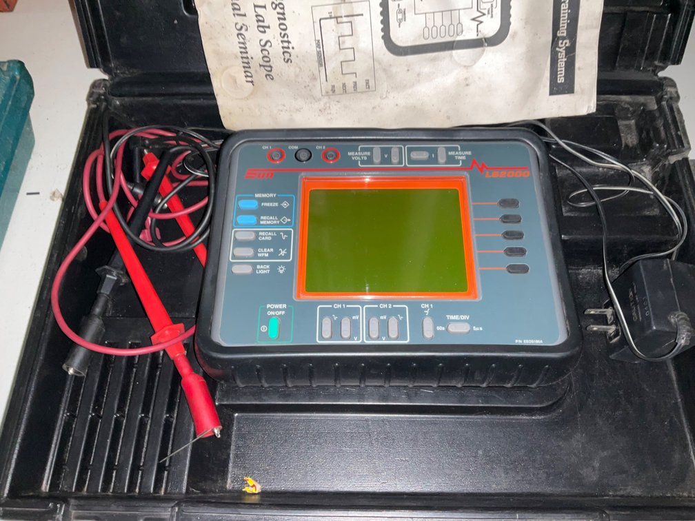 Sun Electric Automotive Oscilloscope - Model: LS2000