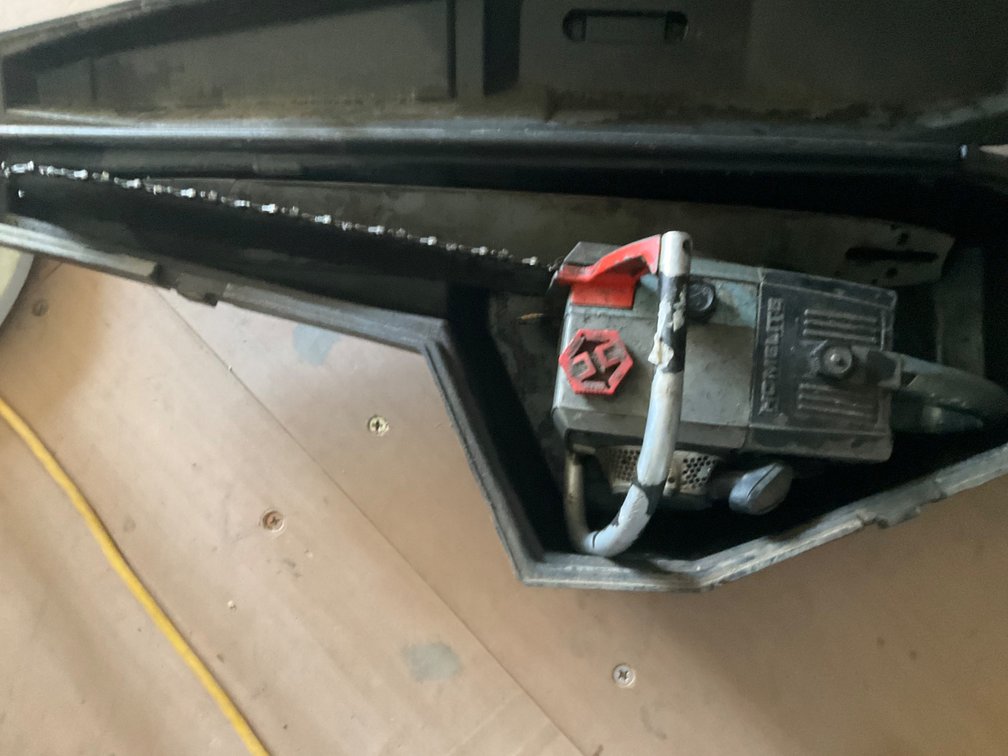 Homelite EZ Chain Saw - Rope Start Pulls Freely