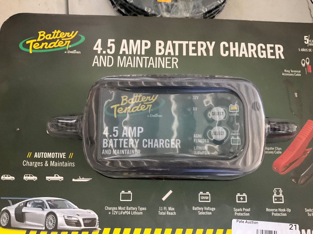 Battery Tender Brand 4.5Amp Battery Charger and Maintainer - Unused In Original Packaging