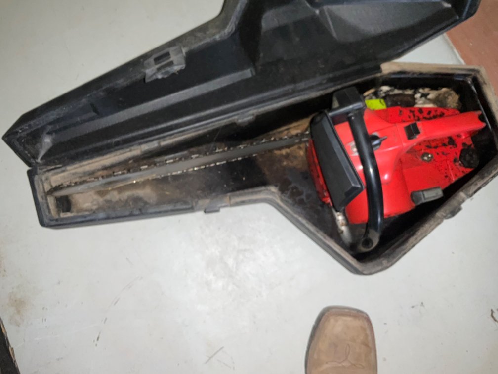 Craftsman 2.3/16" Chain Saw With Case, Rope Start Pulls Freely