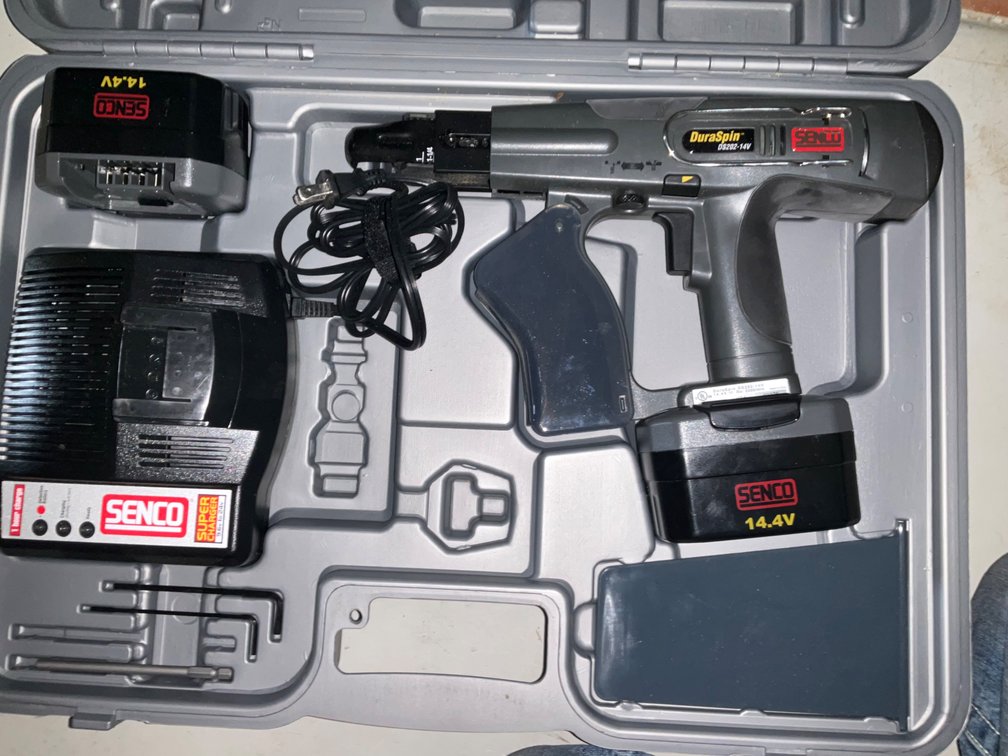 Senco Duraspin Cordless Collated Screwdriver - Model: DS202-14V