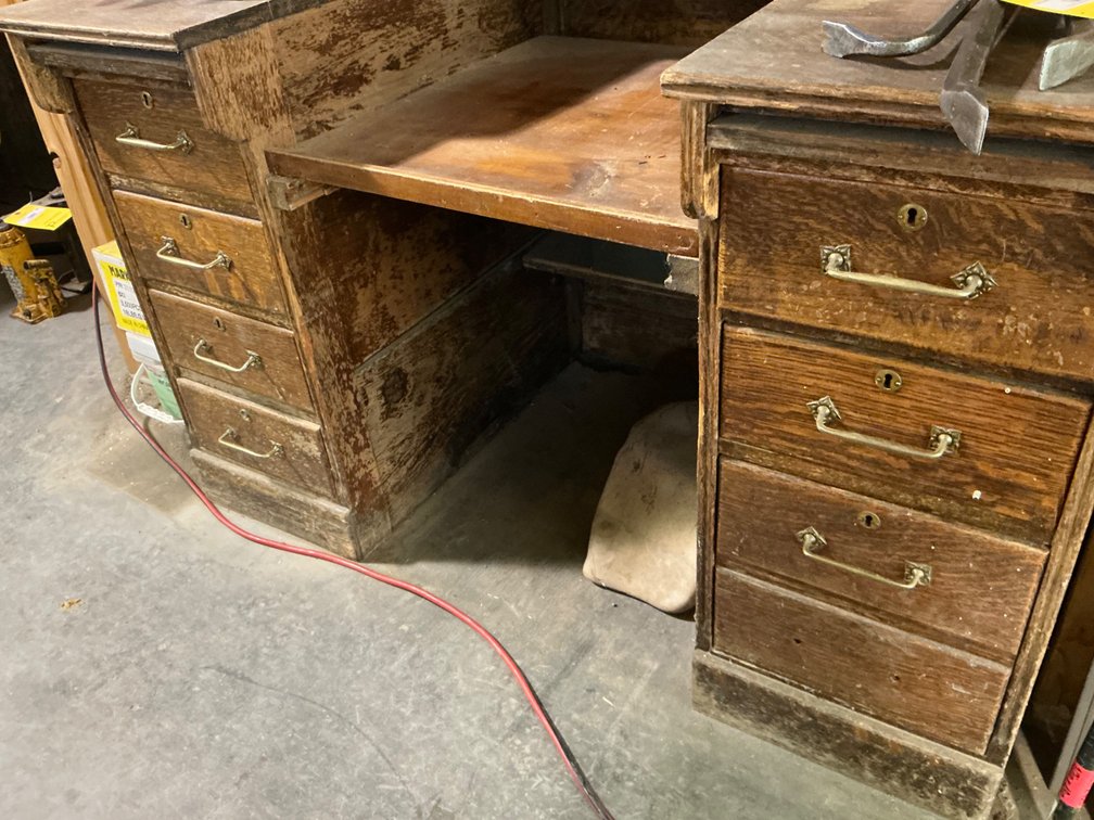 7-Drawer Wooden Desk