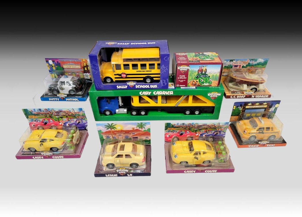 9x Chevron Toy Cars