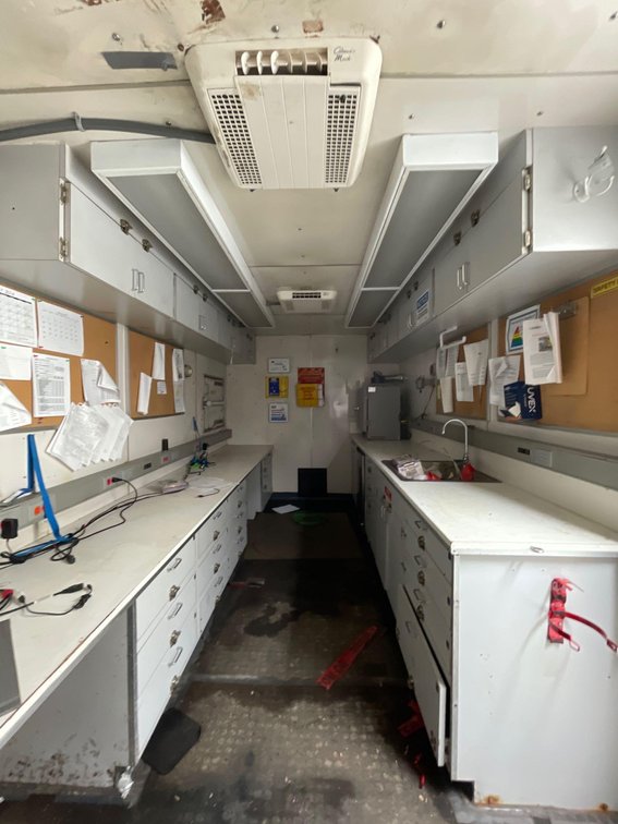 25' Connex Suite