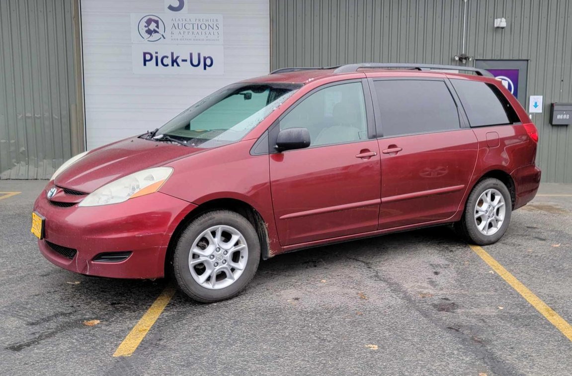 2006 Toyota Sienna LE AWD Minivan