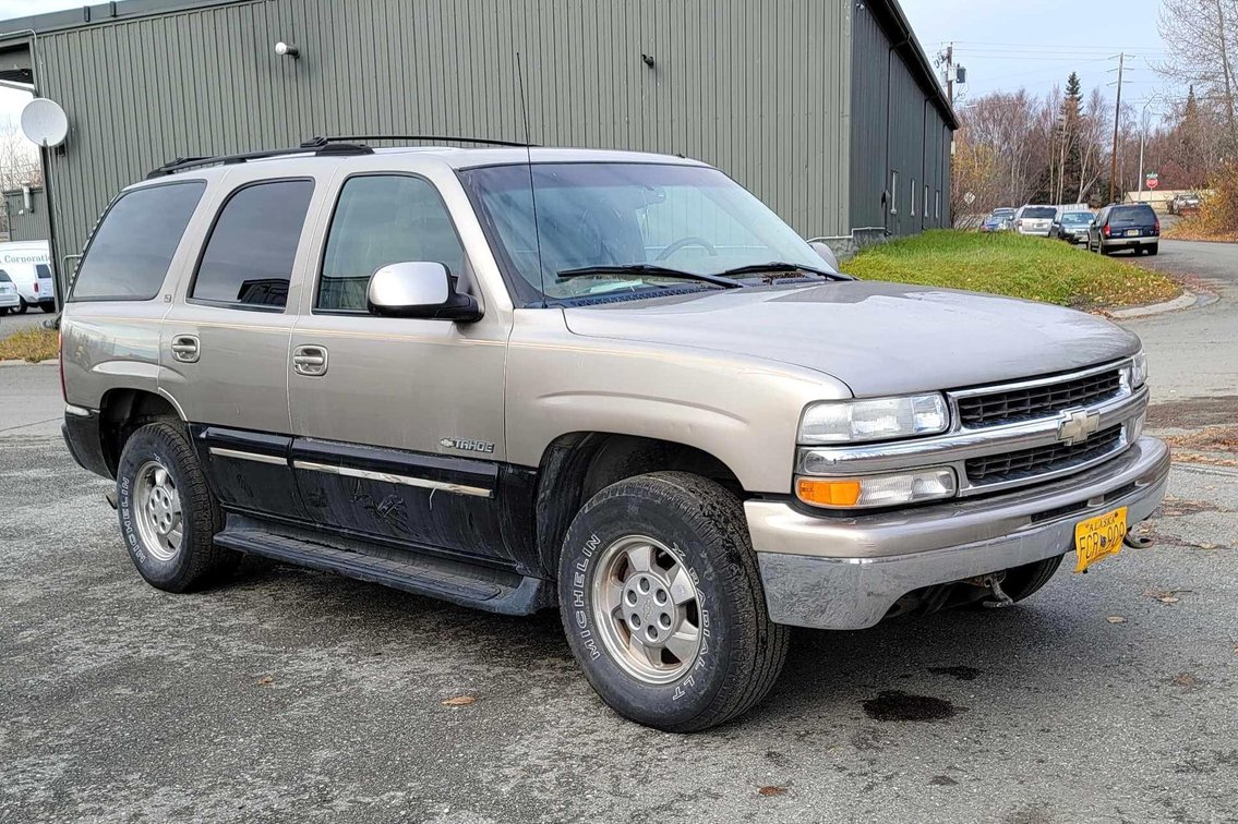 2000 Chevy Tahoe LE SUV