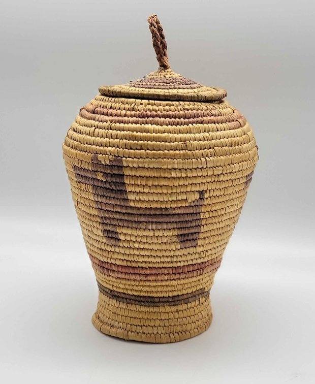 Woven Alaska Native Grass Basket with Canine Pattern