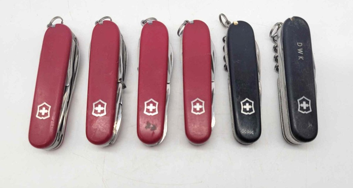 6x Victorinox Swiss Army Knives