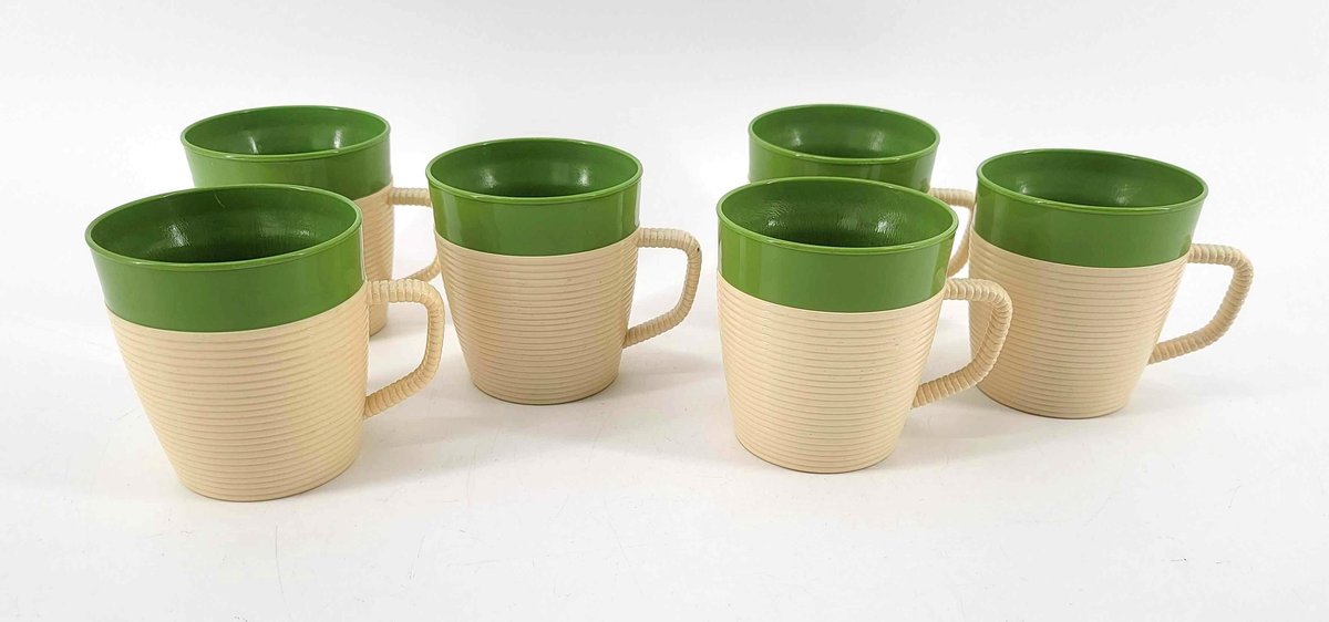6x Vintage Raffiaware by Thermo-Temp Hard Plastic Cups 