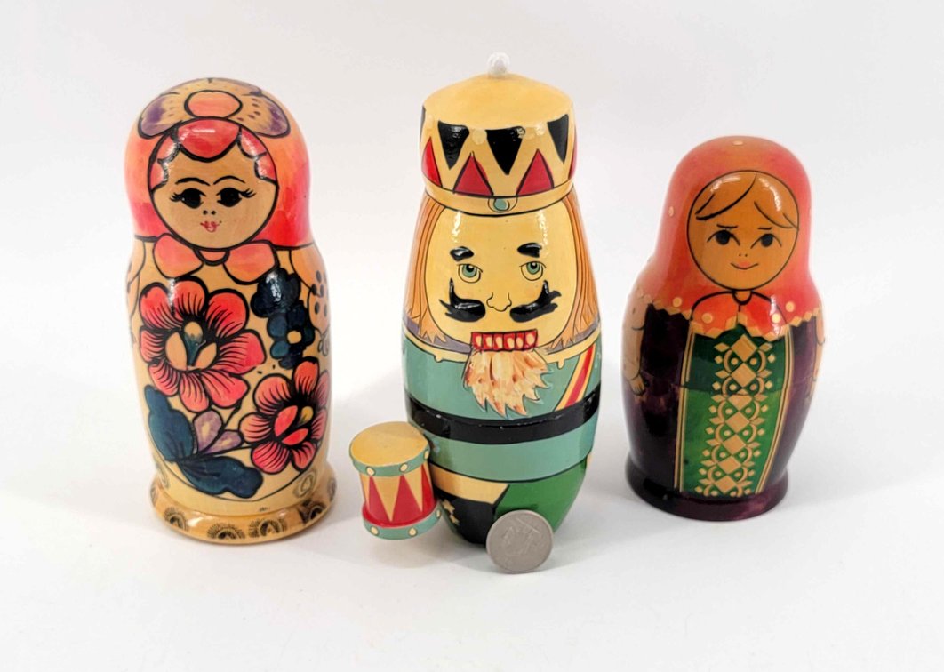 3x Russian Nesting Dolls 