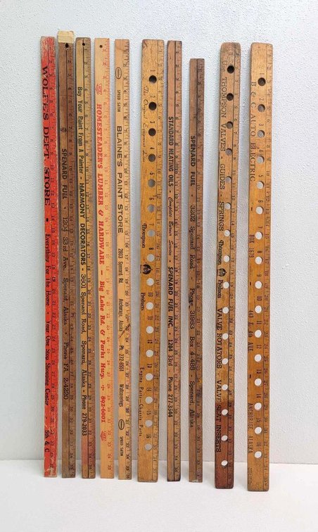 10x Vintage Advertising Yard Sticks