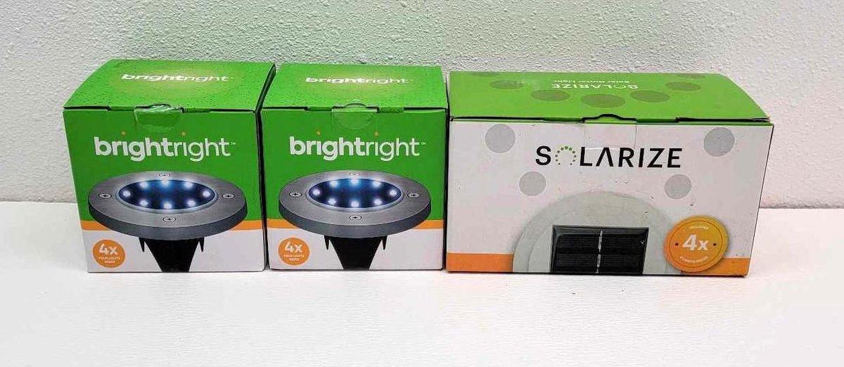 2x Brightright Solar Garden Lights & 1x 4-Pack of Solarize Solar Gutter Lights