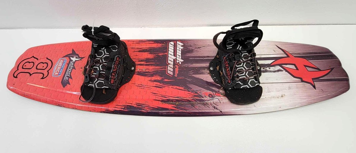 Hydroslide Black Widow 142cm Waveboard