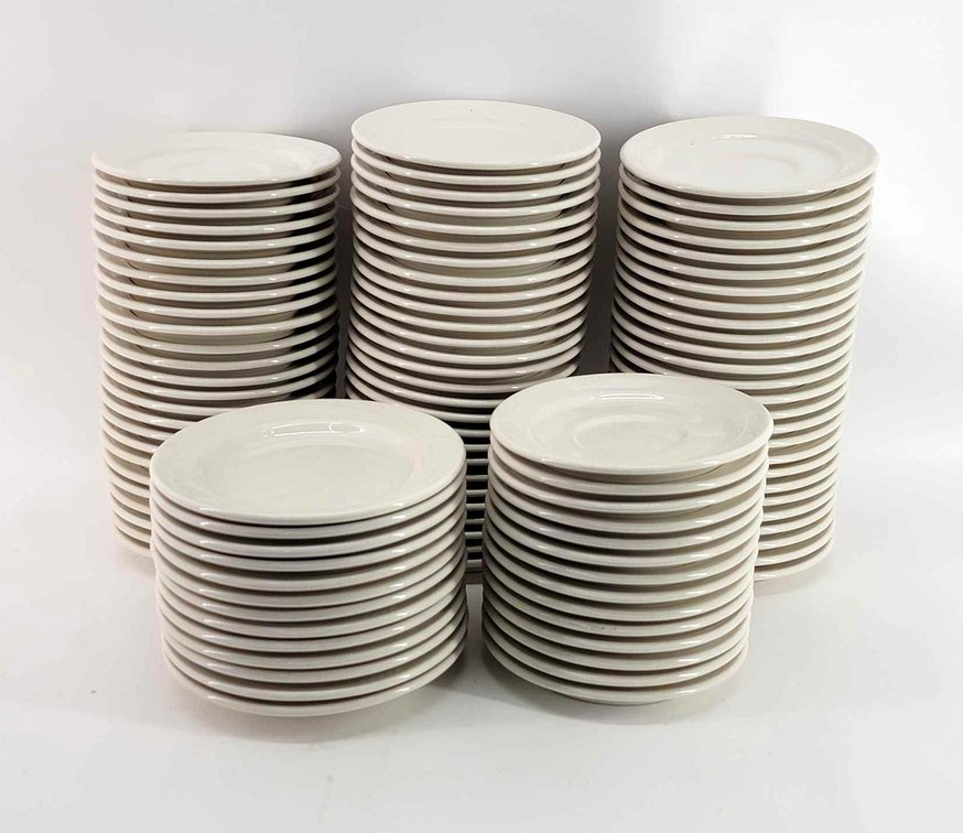 13x Oneida Espree 6.25" Plates & 92x 5.5" Saucers