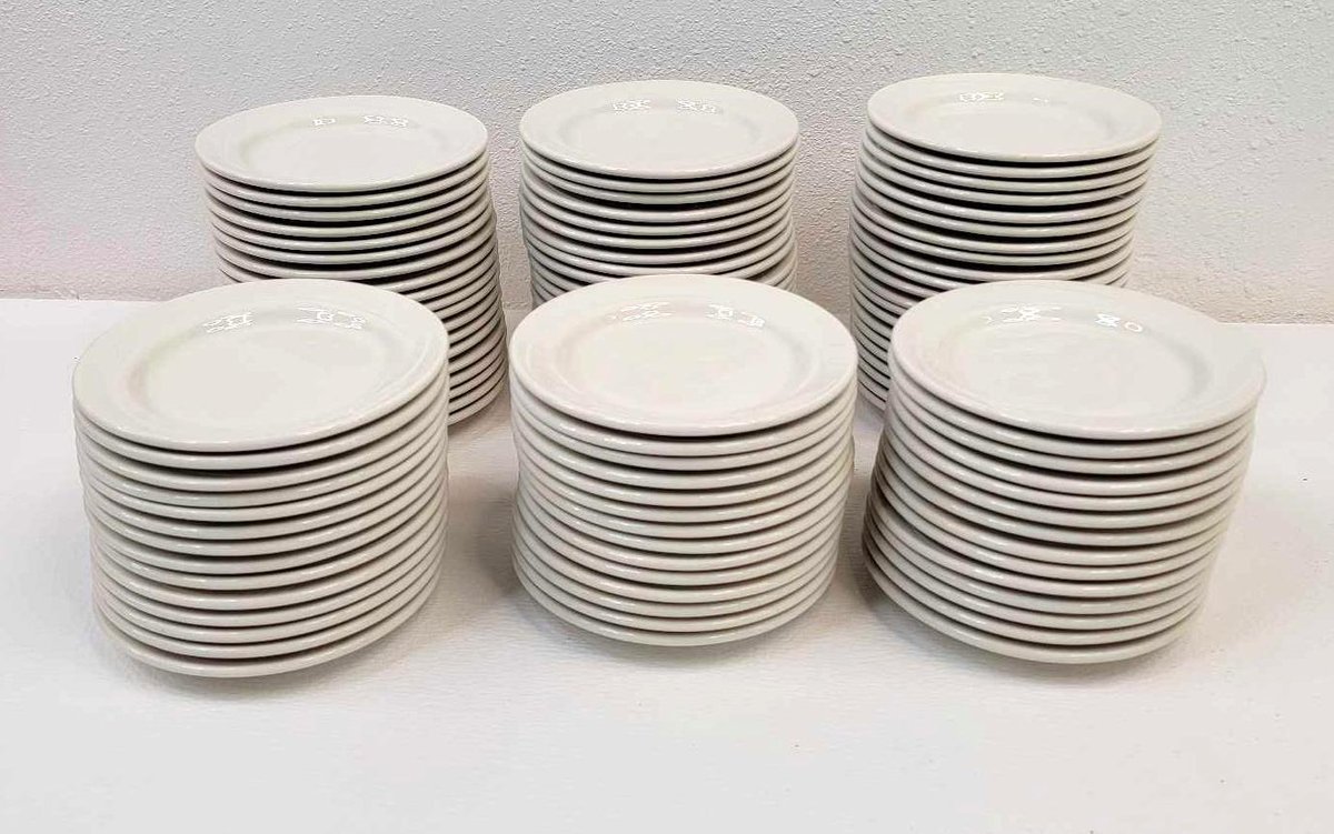 Oneida Espree 5.5" Saucers 