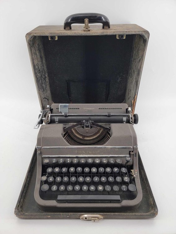 Vintage Underwood Champion Portable Typewriter
