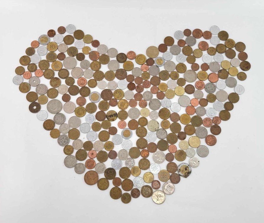 2 lbs Unsearched Foreign Coins