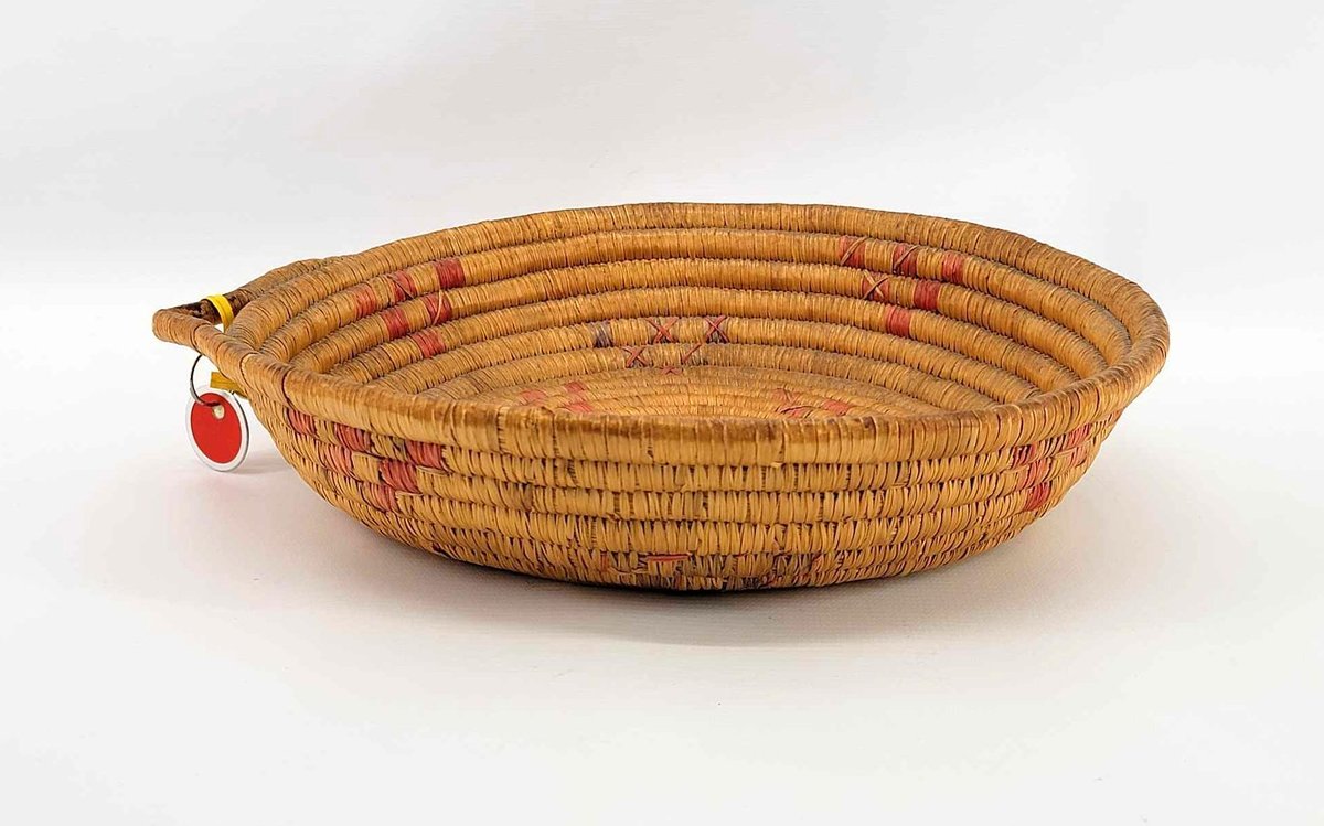 Yup'ik Coiled Grass Bowl w/ Geometric Pattern