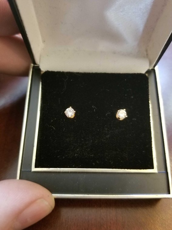 Solid 14kt gold diamond stud earrings