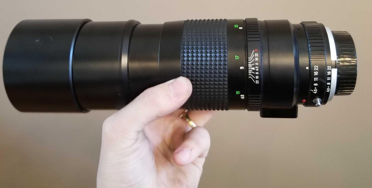 Vintage Minolta Tamron Japanese large 300mm camera lense