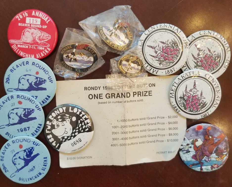 Miscellaneous Alaskan buttons