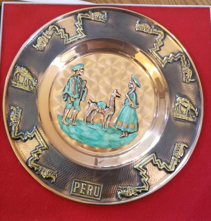 Metal souvenir plate from Peru