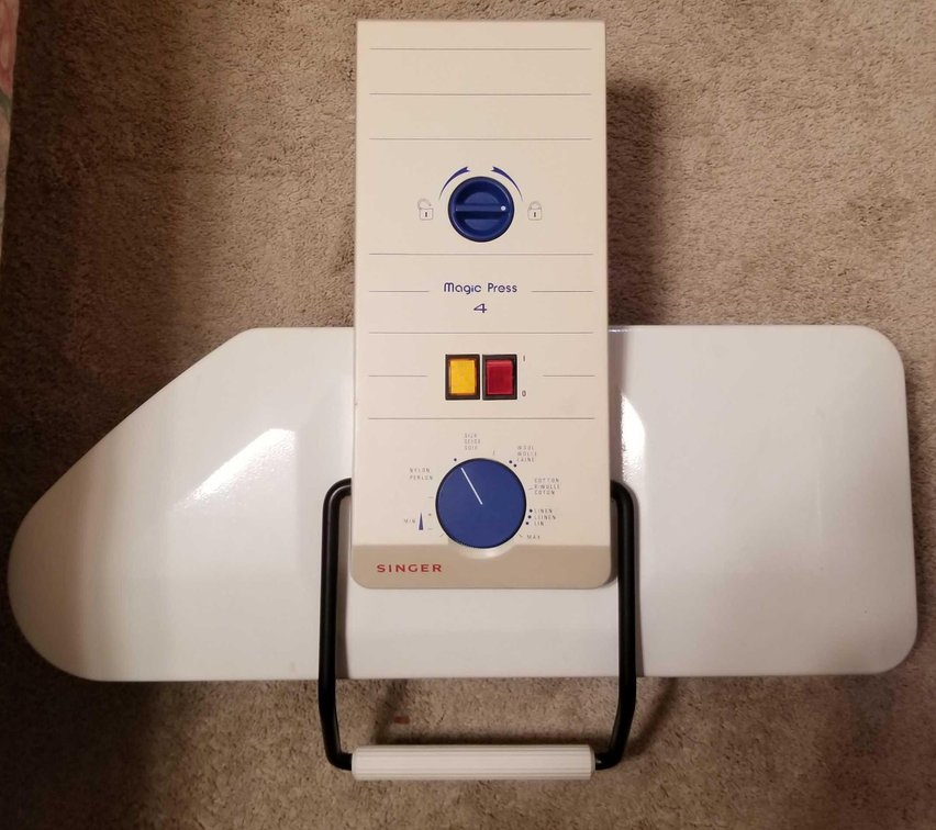 Singer Magic Press 4