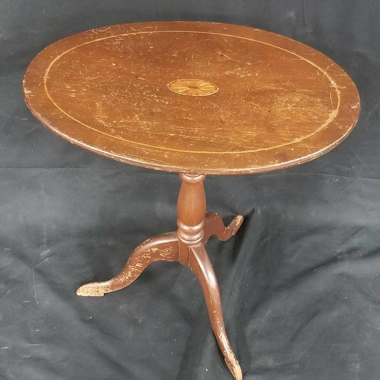 Small antique table 