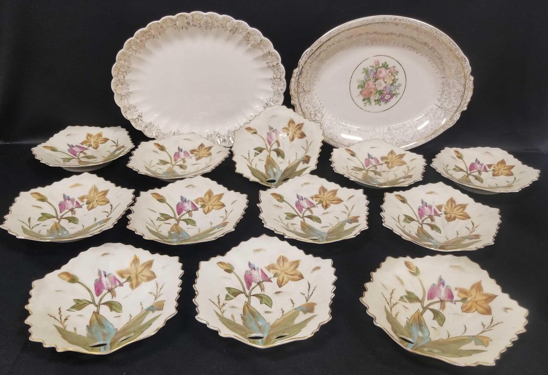 Lot of quality porcelain/china including 12 Victoria Carlsbad pierced dishes 