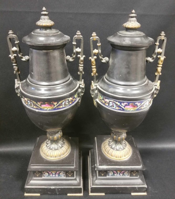 Two very heavy decorative urns 