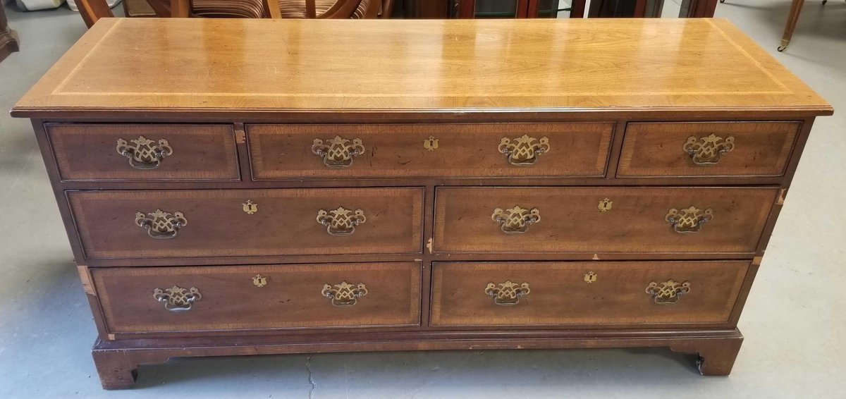 Large solid wood Henredon's 18th century portfolio dresser 