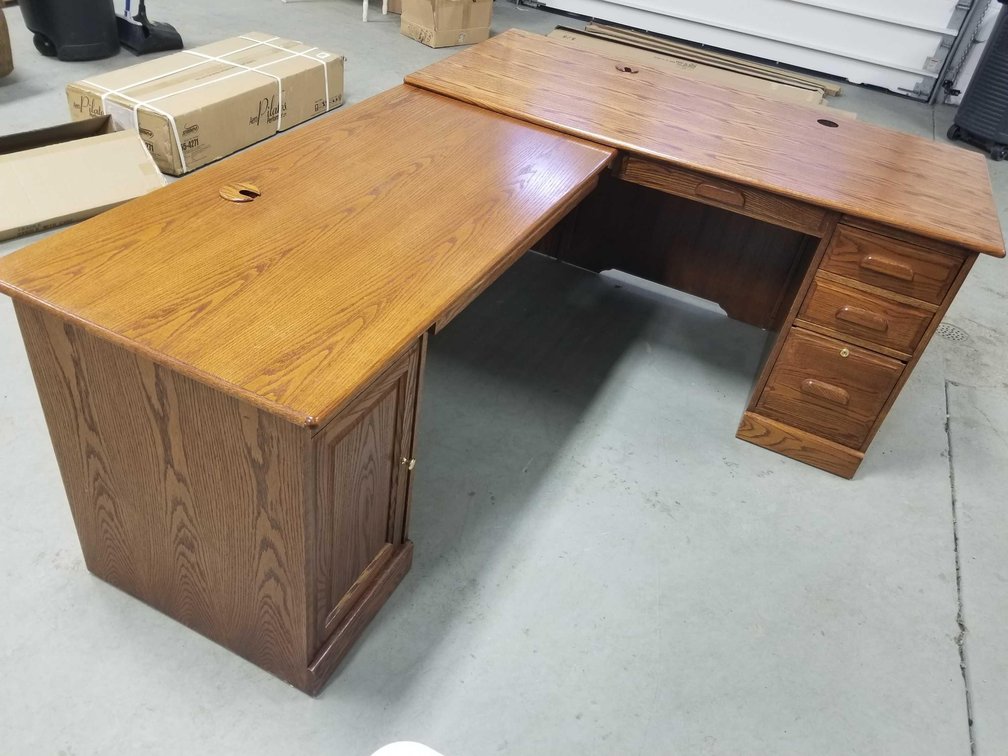 Large Winner's Only Oak office desk 