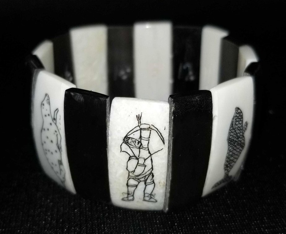 Baleen and ivory scrimshaw story braclet