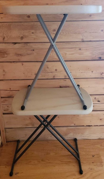 Pair of folding tables