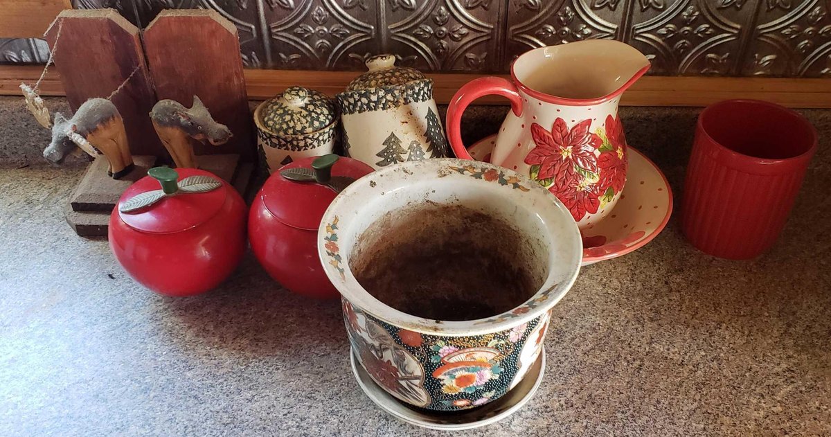 Decorative Kitchenware 