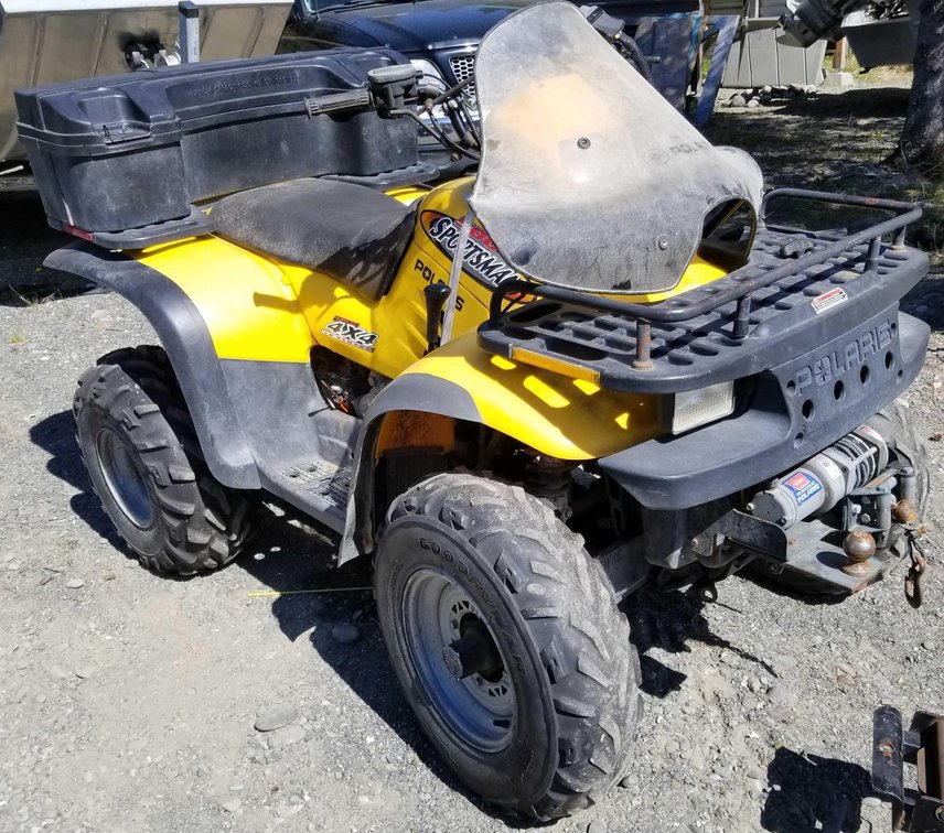 Polaris 500 H.O. Sportsman ATV with snow plow 