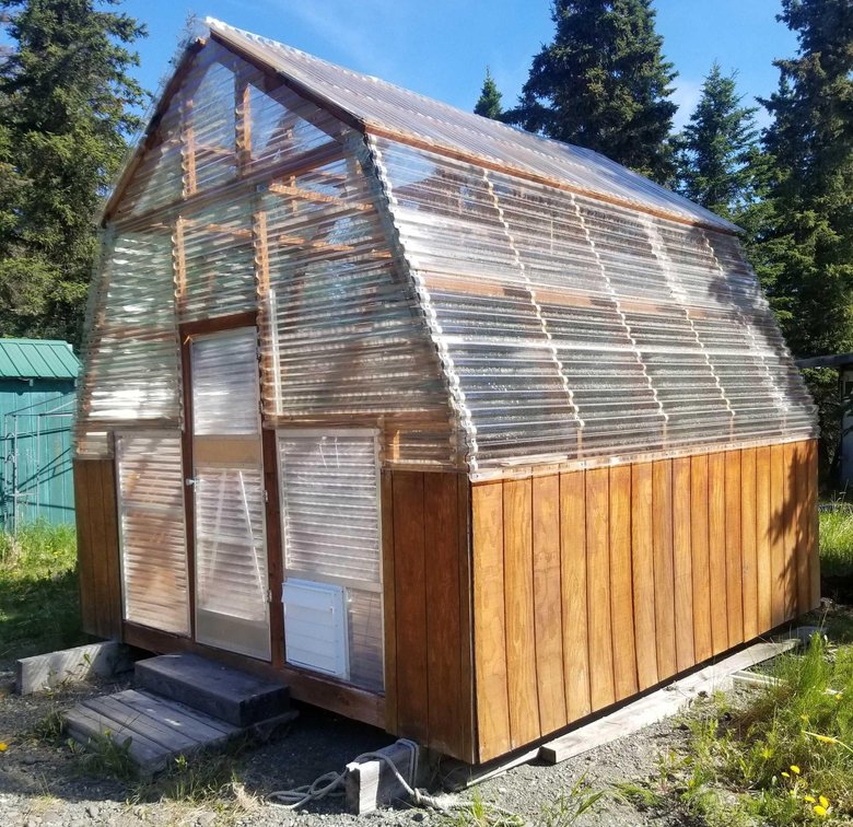 Large greenhouse 