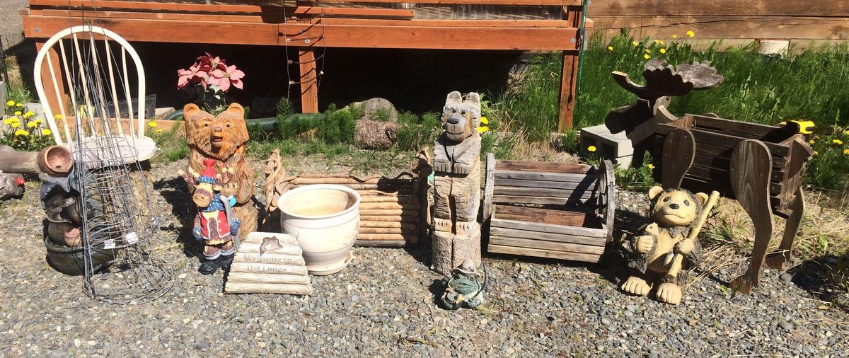  Wood garden art
